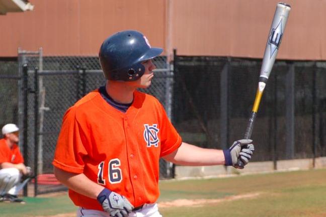 Eagles split with Montevallo to close 2010 season