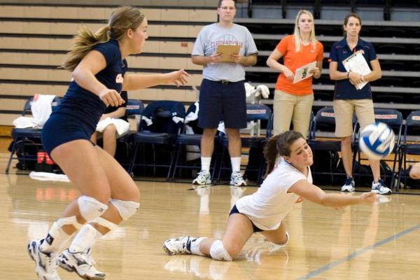 Lady Eagles split Saturday matches; Top Converse 3-1
