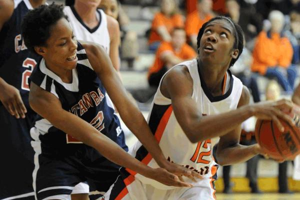 Lady Eagles start SAC play fast; Hold off visiting Catawba, 79-71
