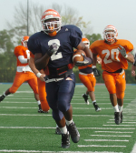 Long, Demps Shine in Eagles First Scrimmage