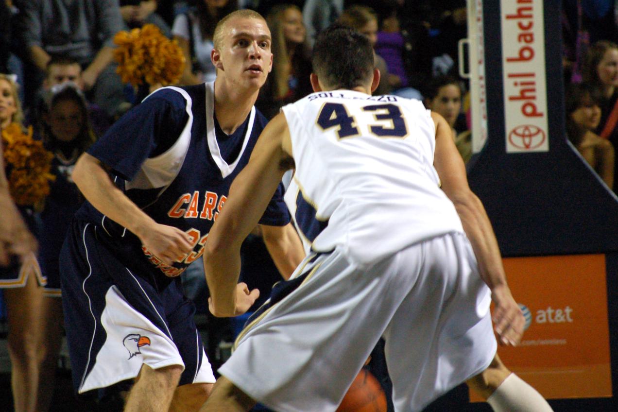 Eagles Fall to ETSU in Exhibition Action, 81-56