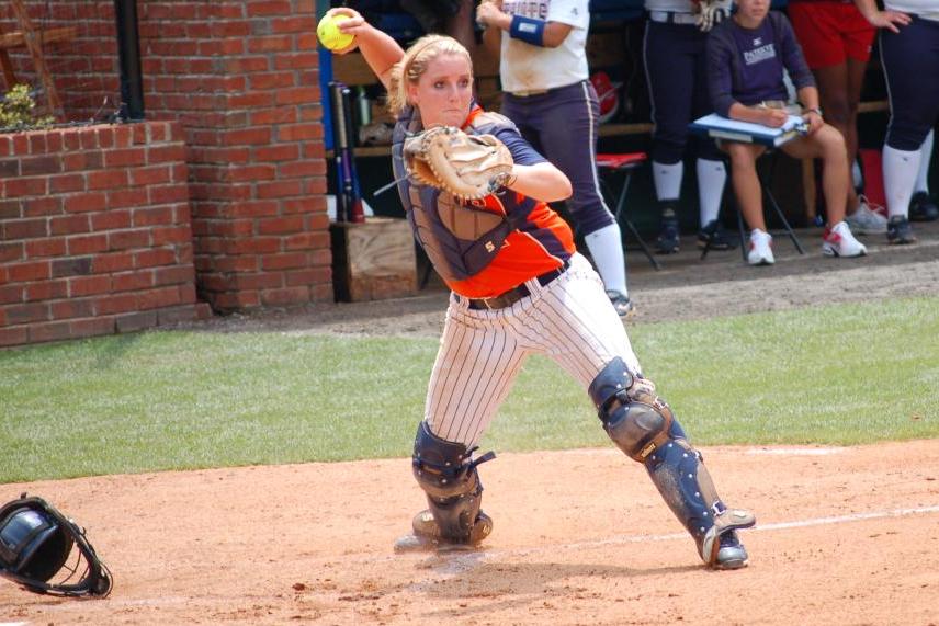 Shoemake hits for cycle; Lady Eagles split with Queens
