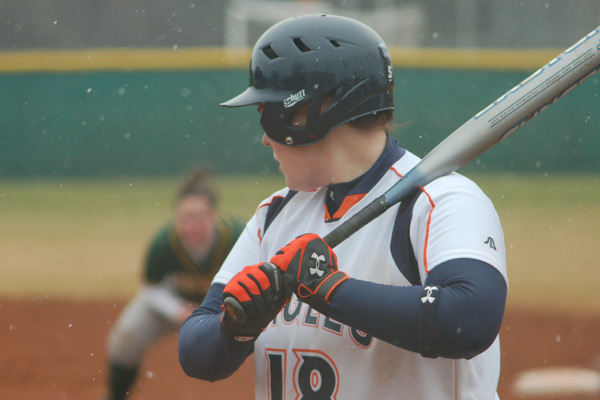 No. 24 Carson-Newman Sweeps Home Softball Opener 8-0 And 9-0 Over Lees-McRae