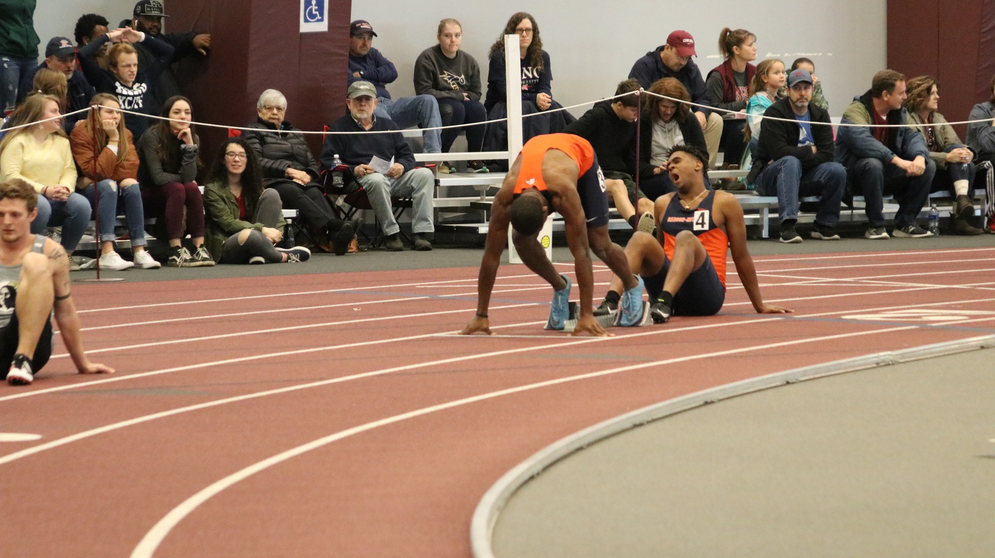 Moore paves way for new national best in the 60 at the Finn Pincus Invitational Finale