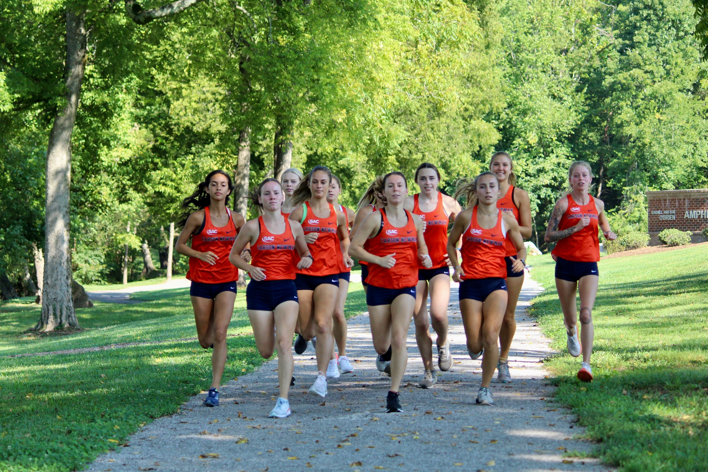 Van Gog and Borden Give Eagles Top Ten Finishes at the Golden Eagle Invitational