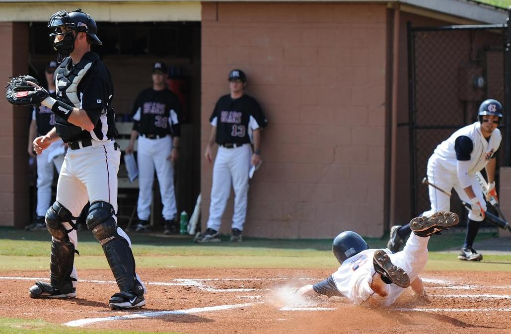 Eagles drop series opener to Lenoir-Rhyne, 4-2