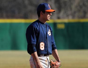 Lynch&rsquo;s walk-off single propels Orange team