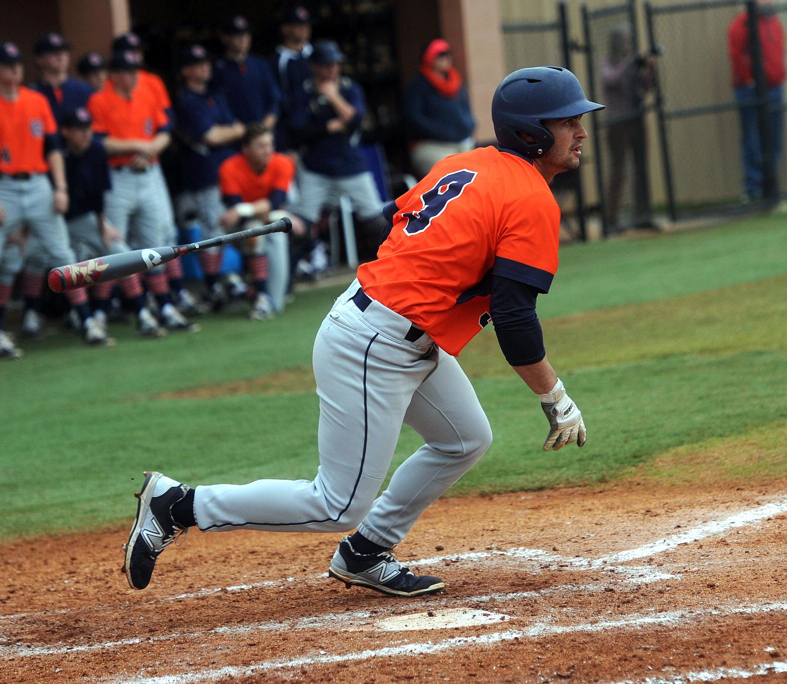 Bats awaken, pitchers prevail late in Eagles&rsquo; double header sweep