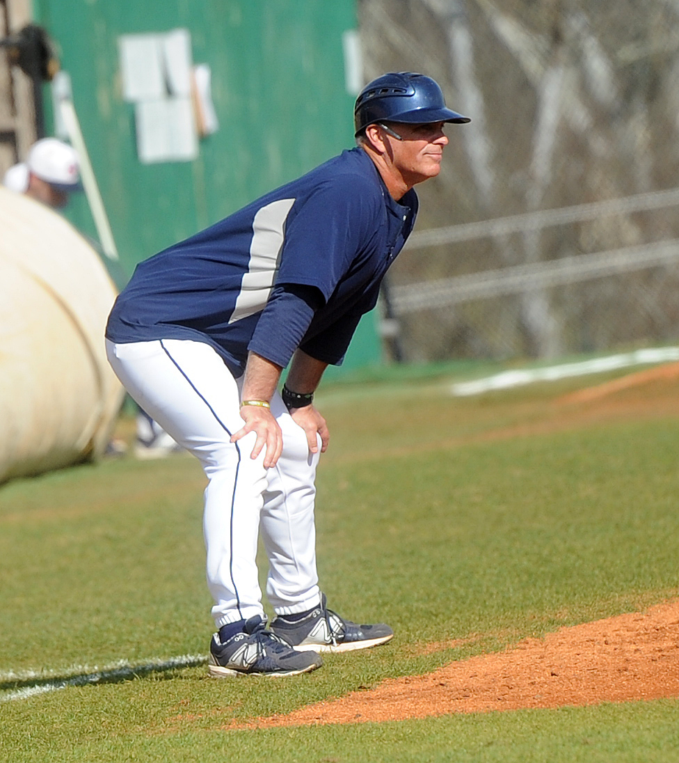 Online registration for C-N baseball hitting and pitching camps close at week's end