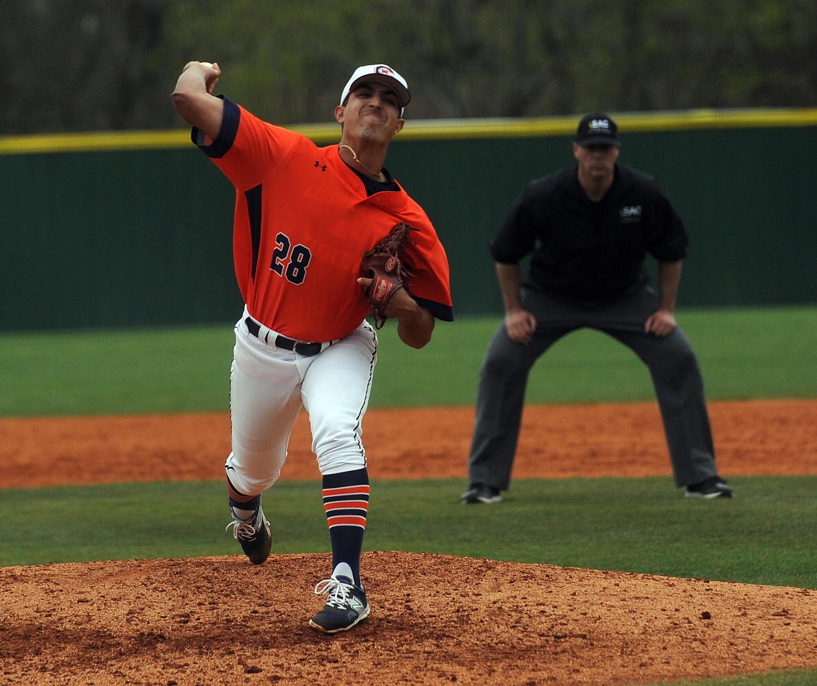 Northwood evens series as Eagles struggle with runners on