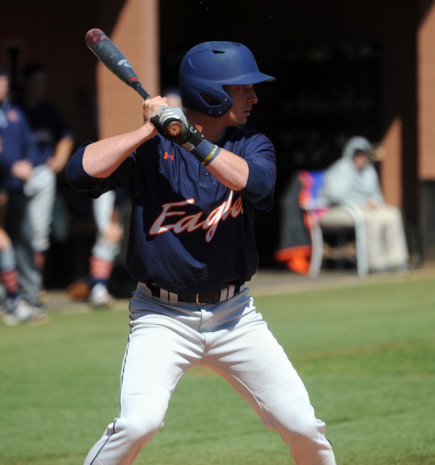 Snapp&rsquo;s two-homer day leads Eagles over Pioneers, 10-2