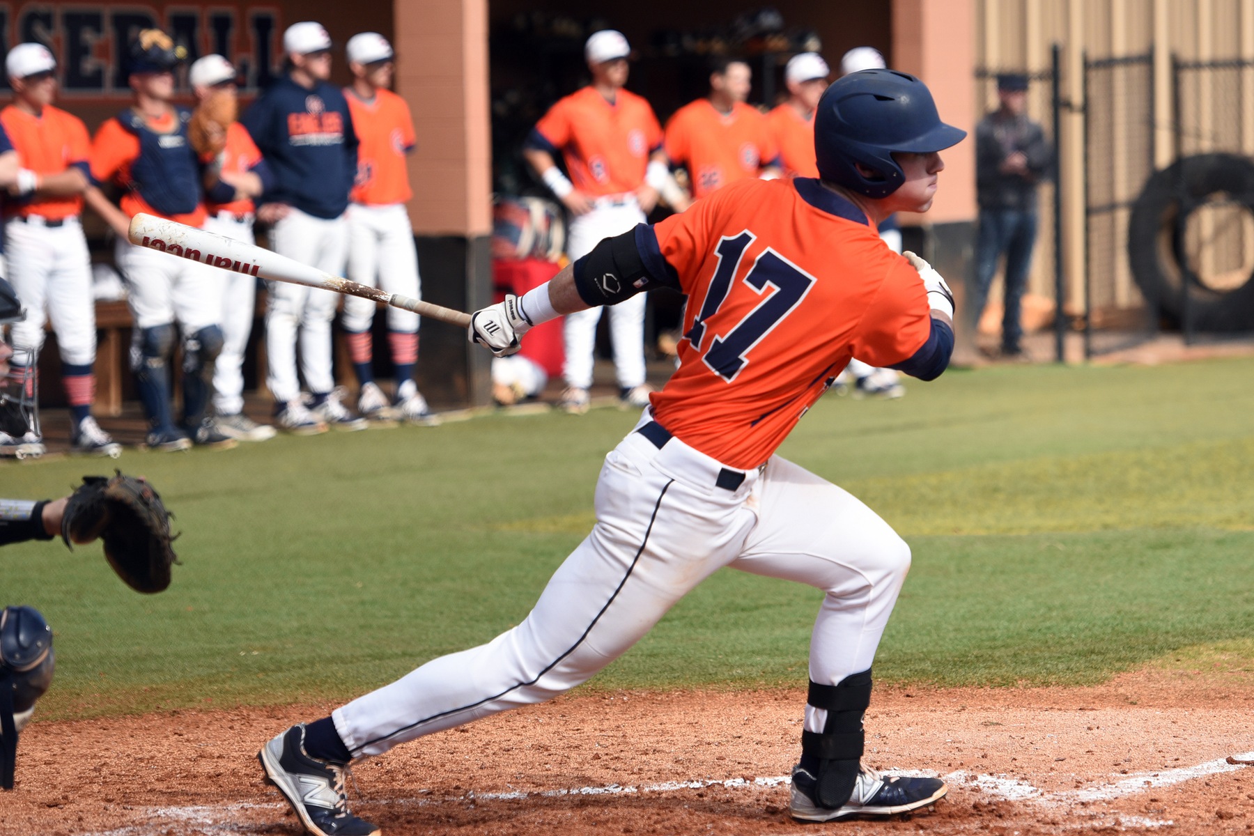 Kirby, lumber power Eagles to dismantling of Hawks