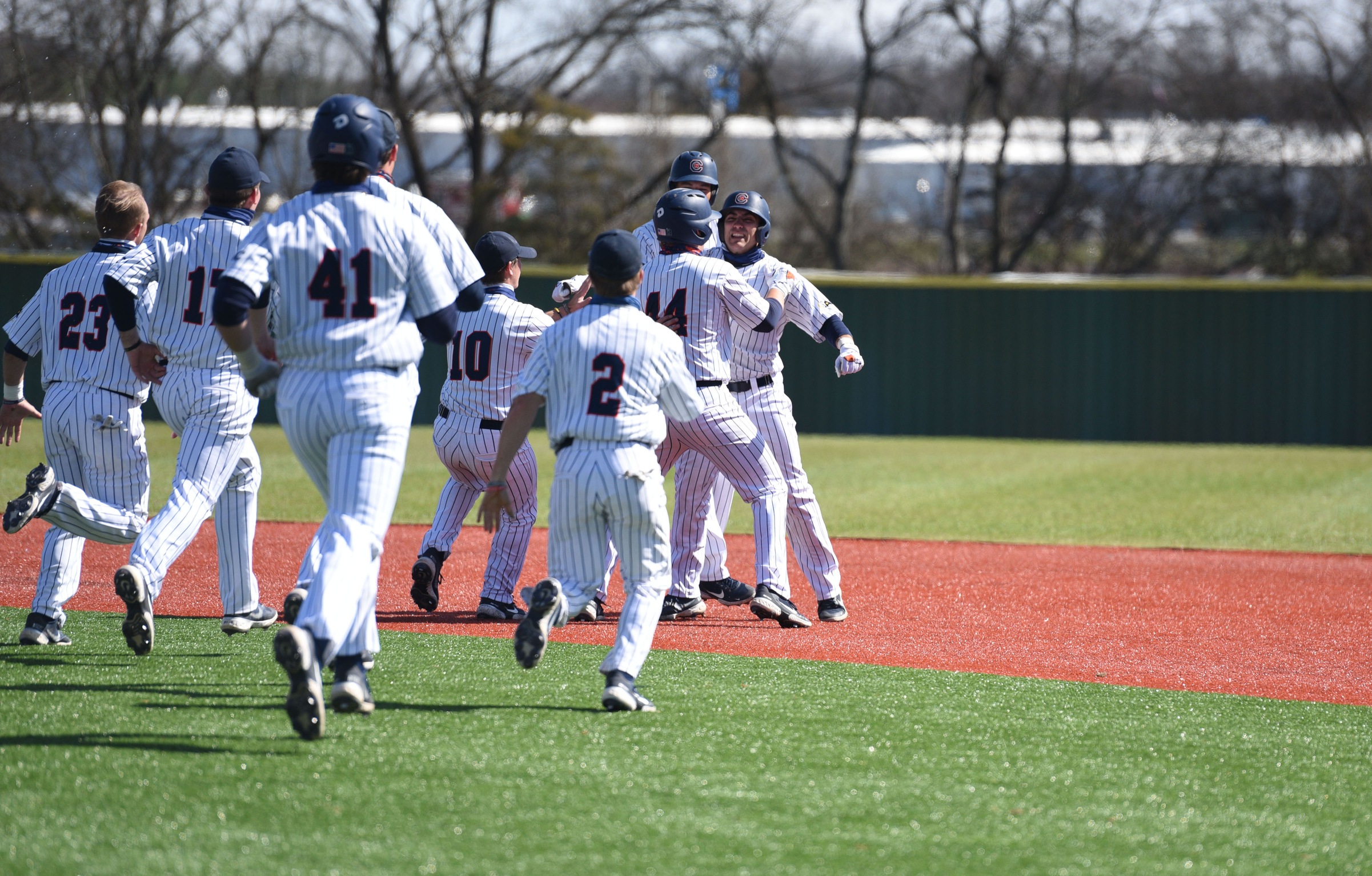 Walk-off, Coe&rsquo;s strong start lead Eagles over Cavs
