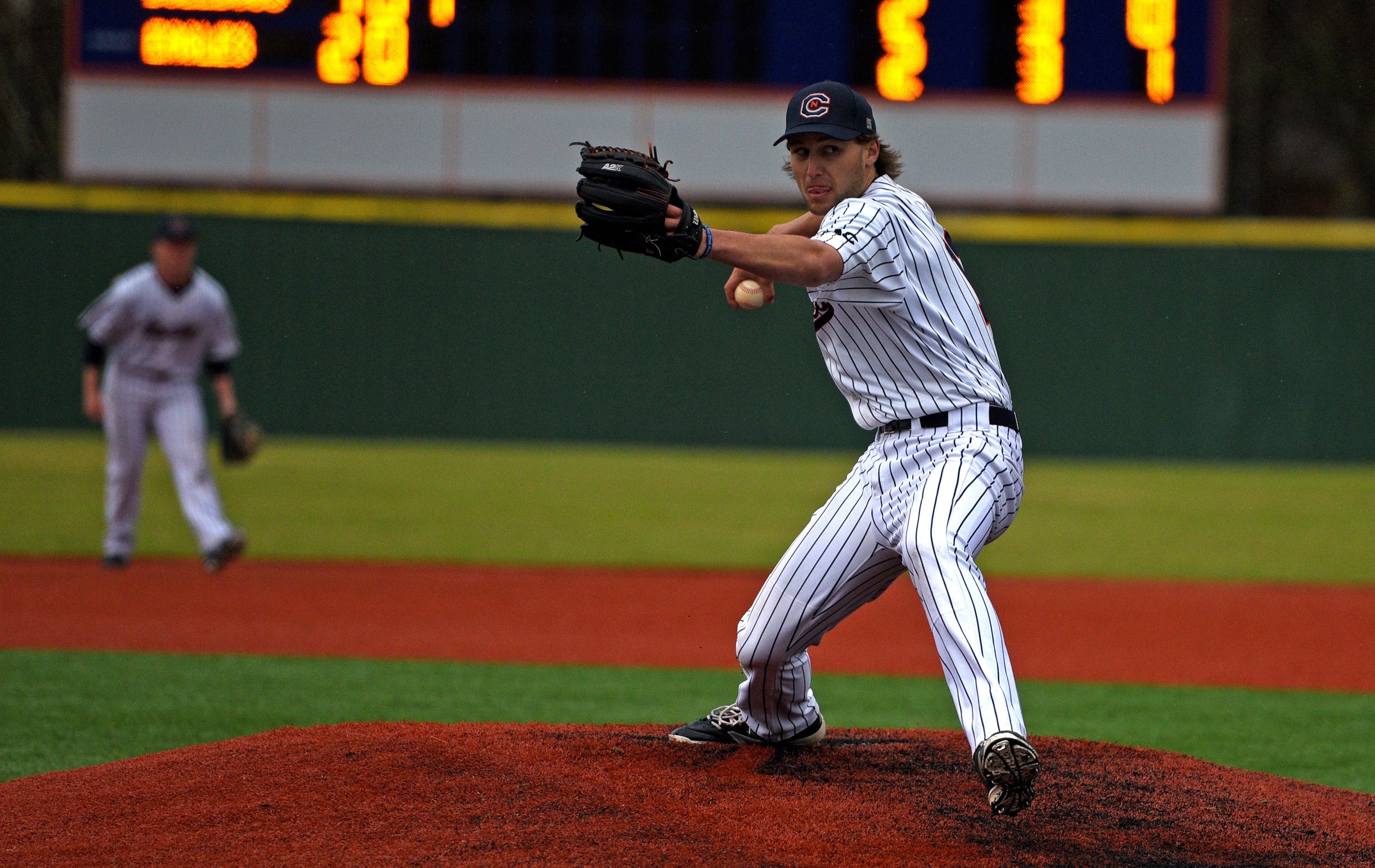 Miscues and missed chance sink Eagles versus No. 1 Bulldogs