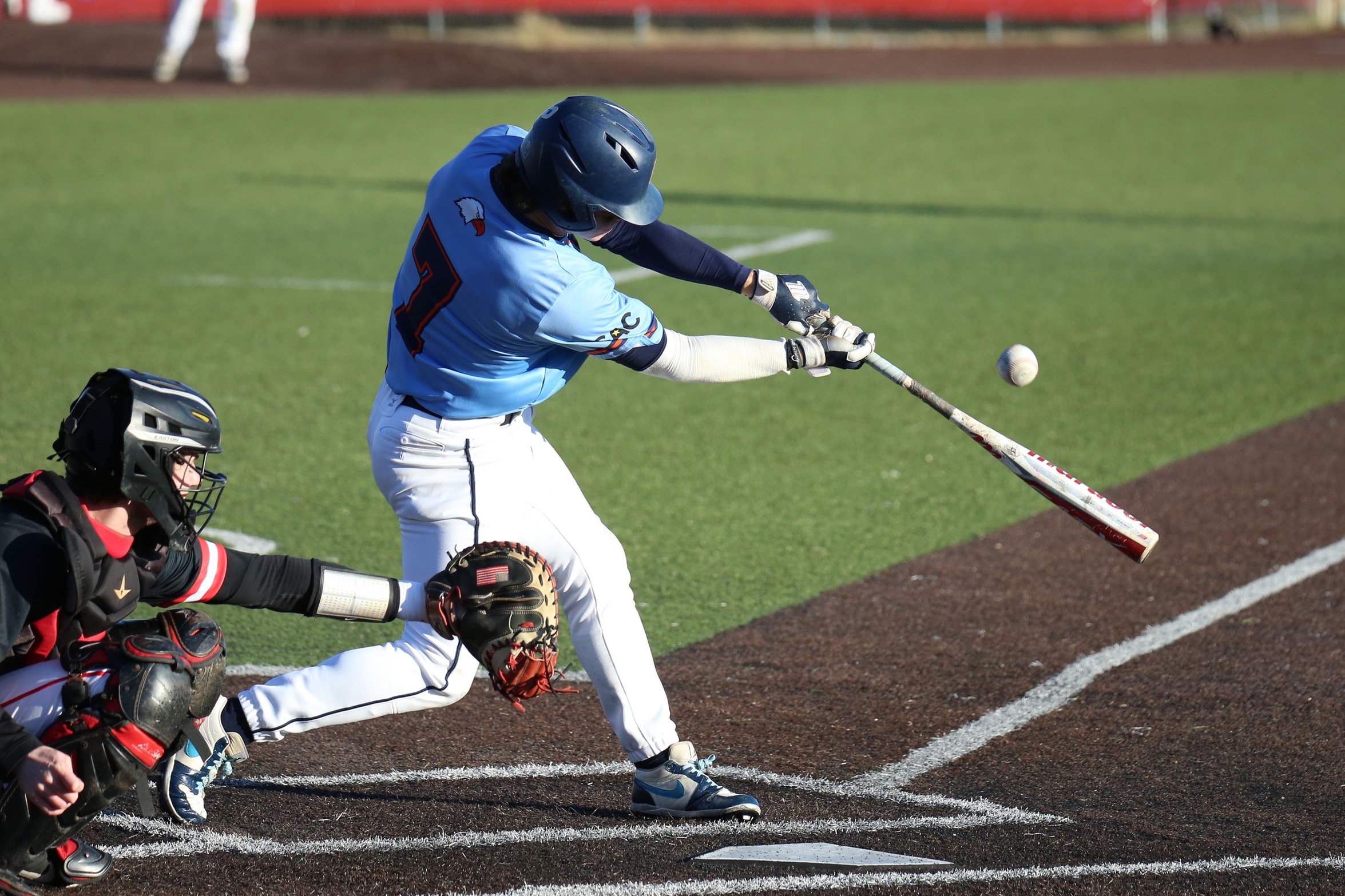 Mountain Lions overpower Eagles