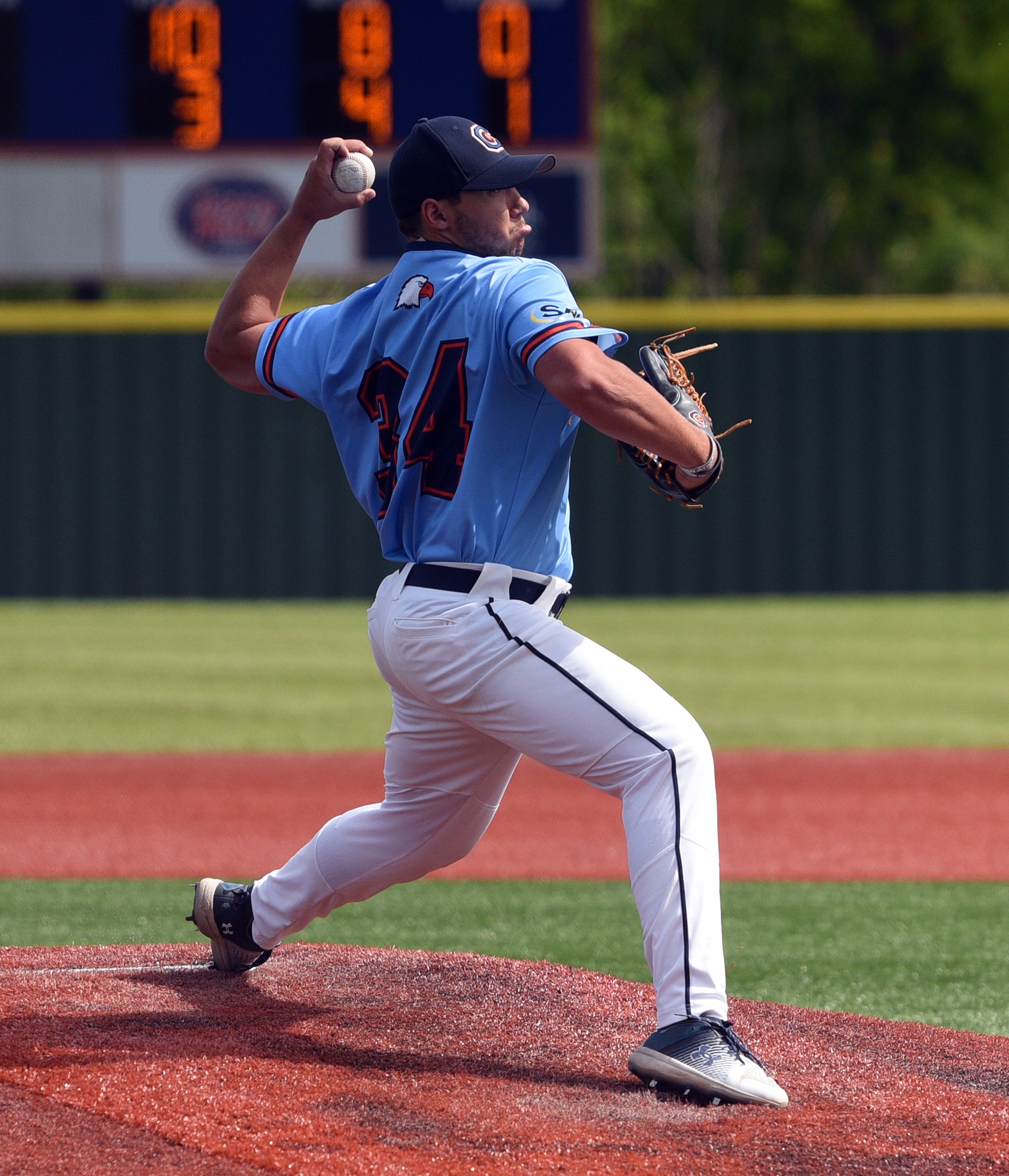 Navy takes 2-0 series lead in Fall World Series