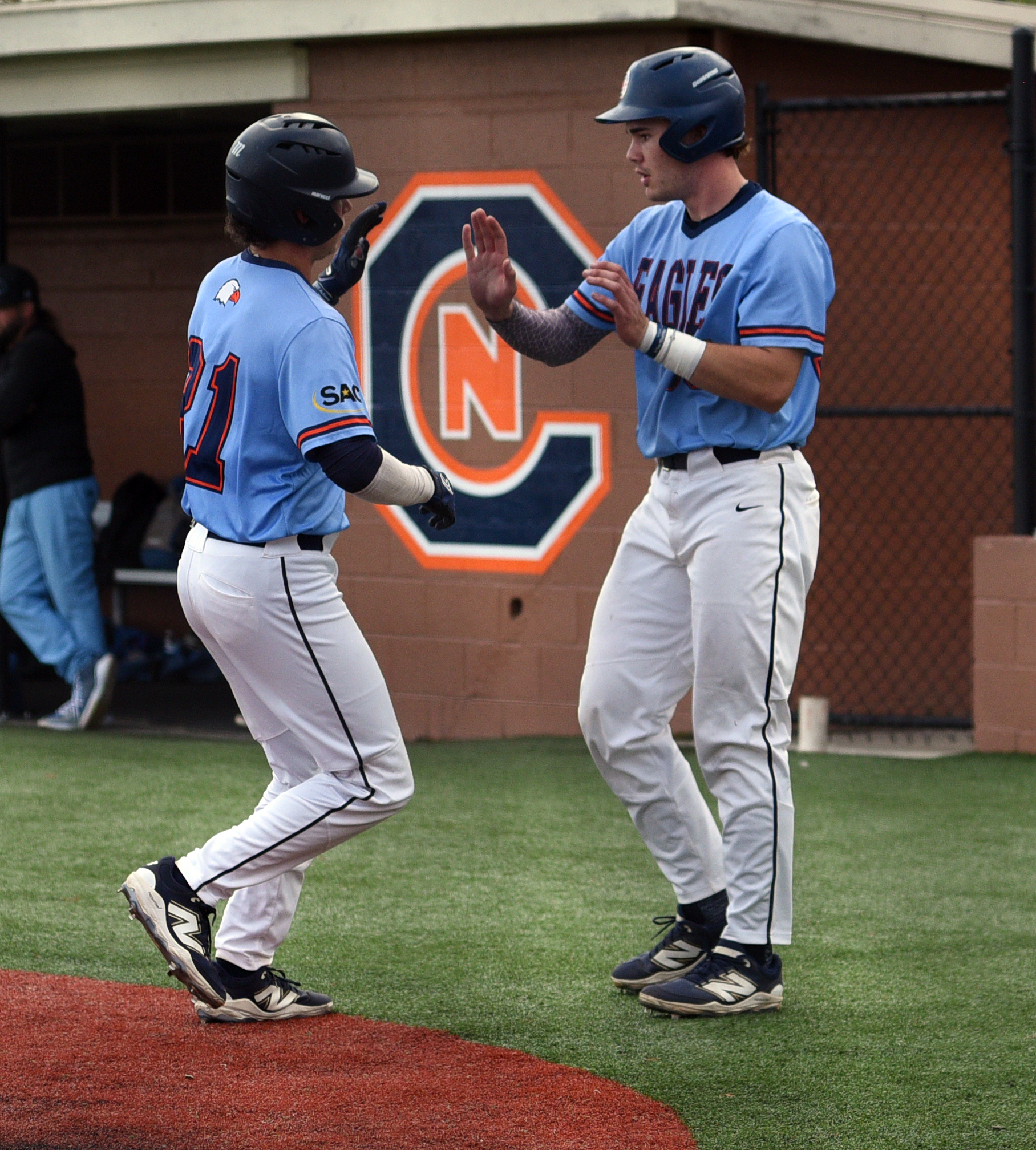 Eagles run away from King for midweek win