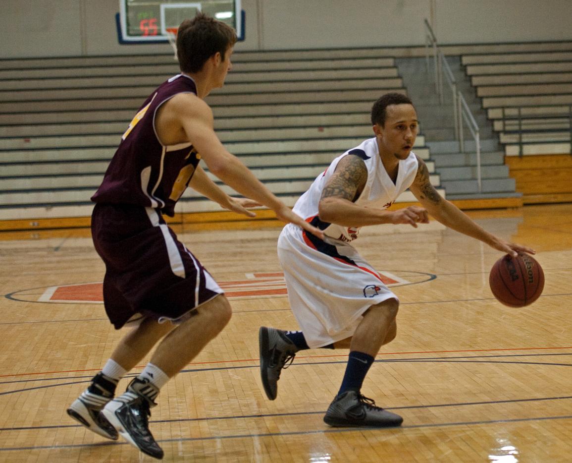 Eagles top Tigers 79-51