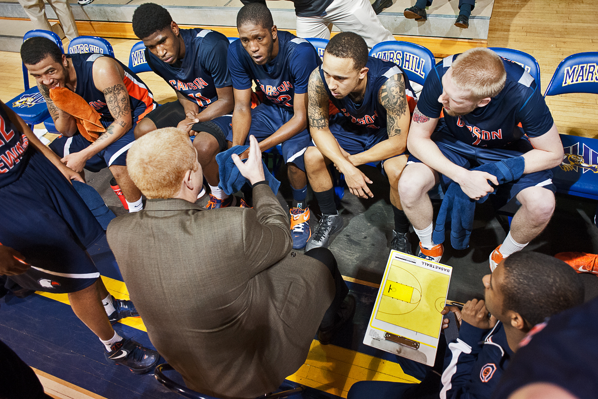 Eagles topple Wingate behind hot shooting, solid defense