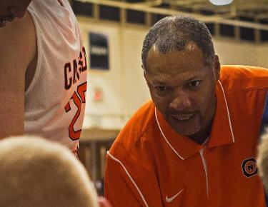 Men&rsquo;s basketball sets Christmas special &ldquo;Drill Factory&rdquo; camps