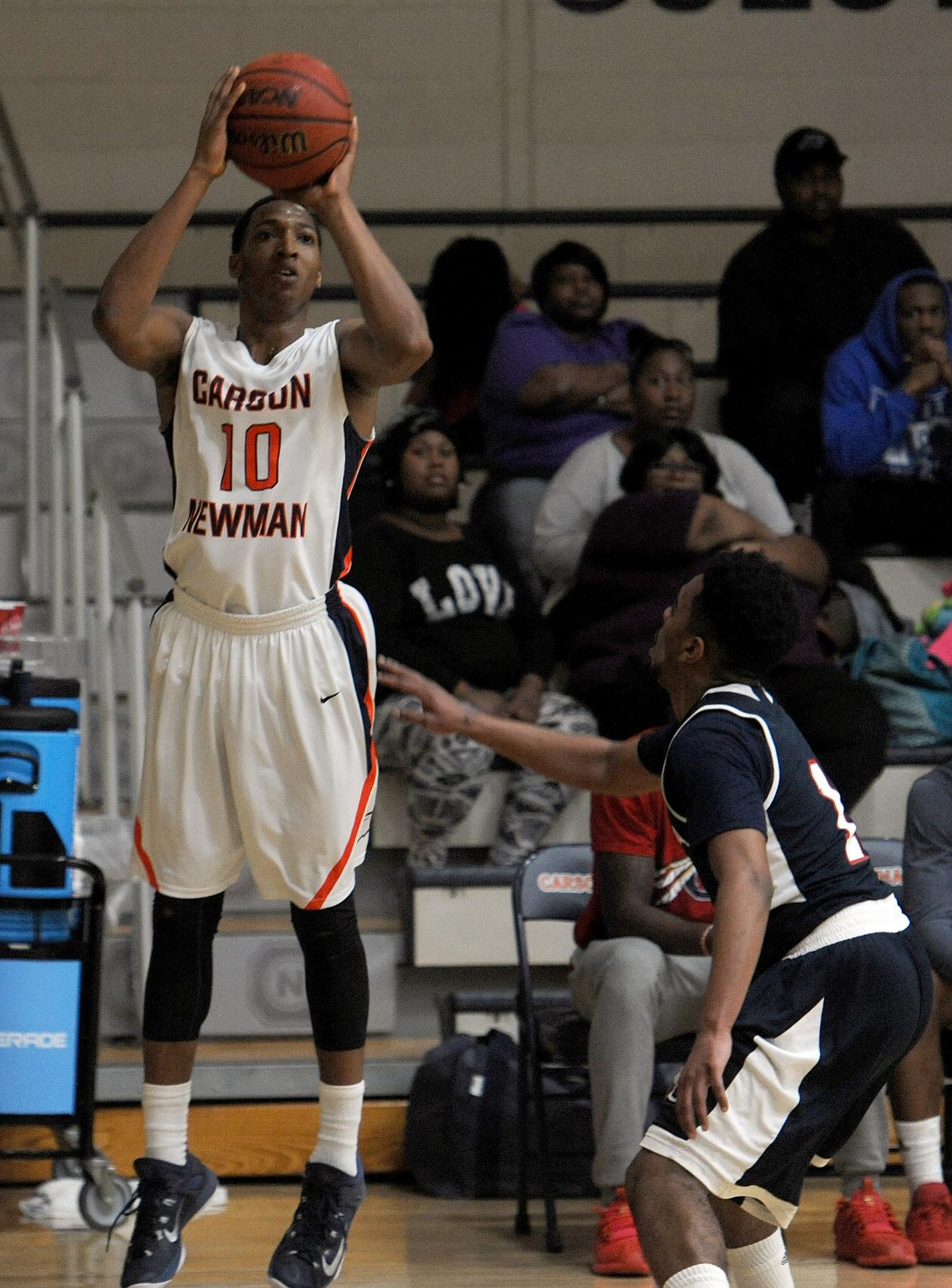 Bears smash the glass, beat Eagles 83-64