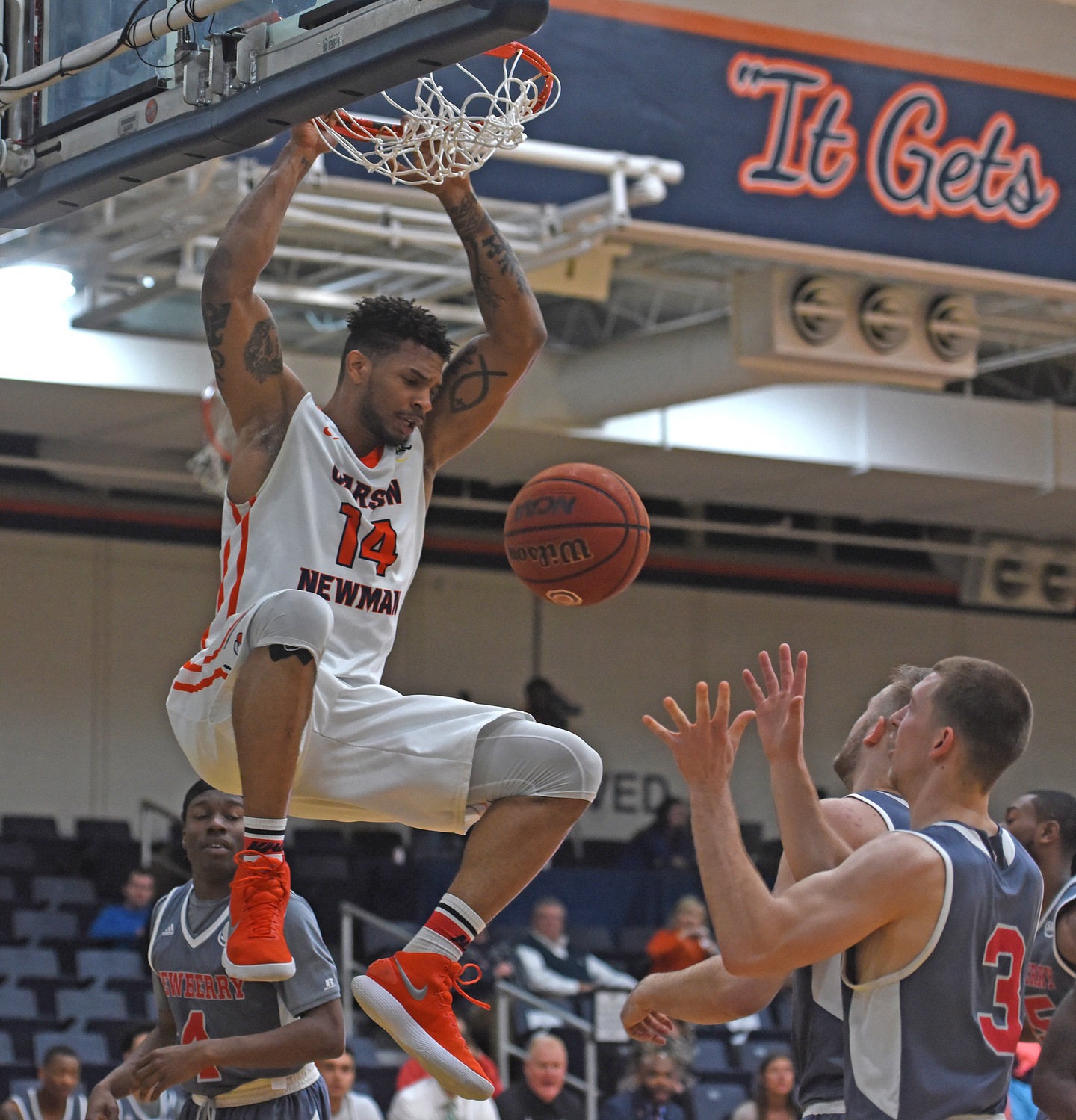 Potent second-half push powers third-seeded Eagles past sixth-seeded Wolves and into SAC semis