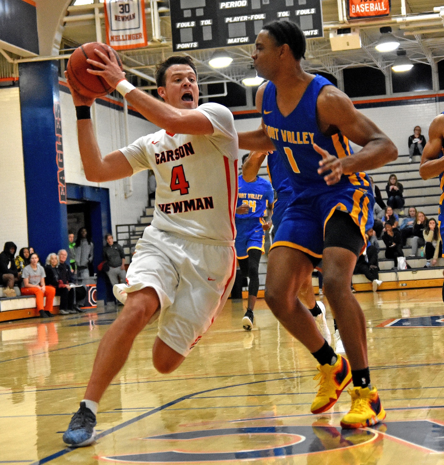 Eagles withstand Cavalier comeback, 90-83
