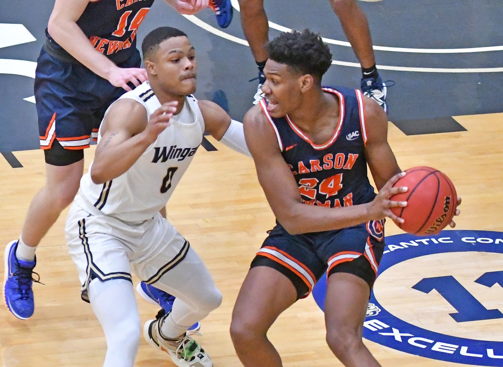 Eagles muzzle Bulldogs in second half, tally 78-71 road win