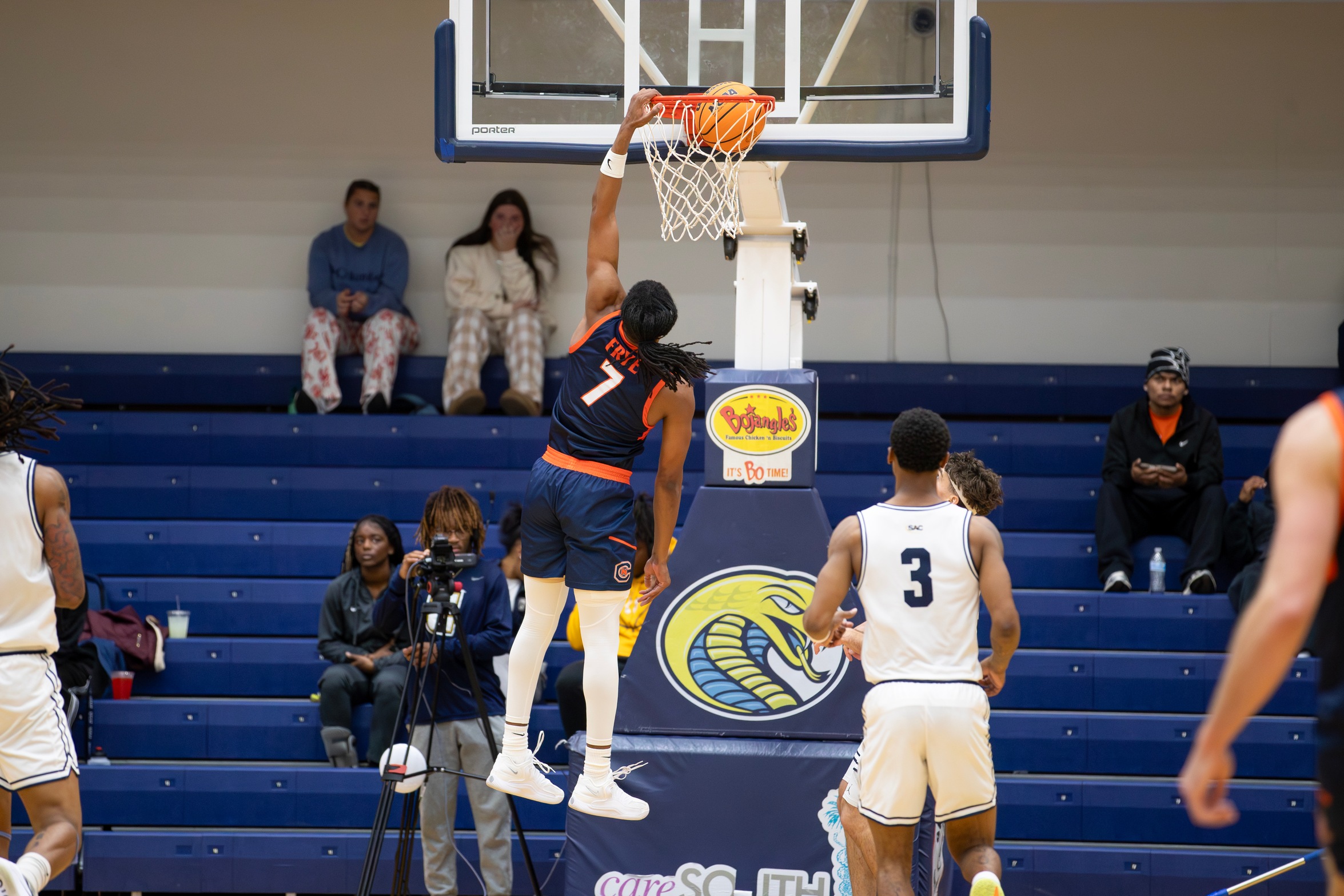 Keliese Frye throws down a dunk at Coker in a 78-72 Carson-Newman win on Dec. 6, 2025.