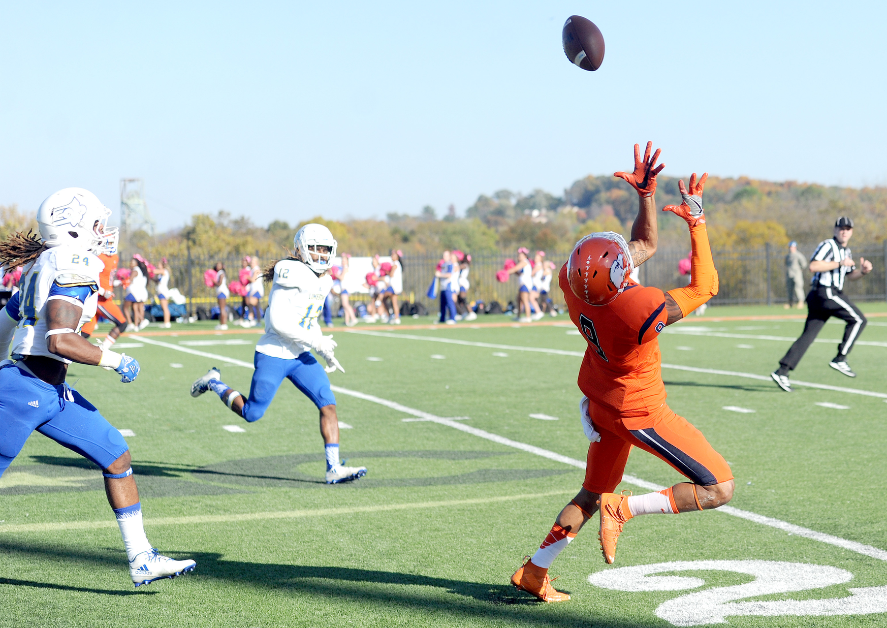 Fourth quarter surge marches C-N past Saints on Homecoming