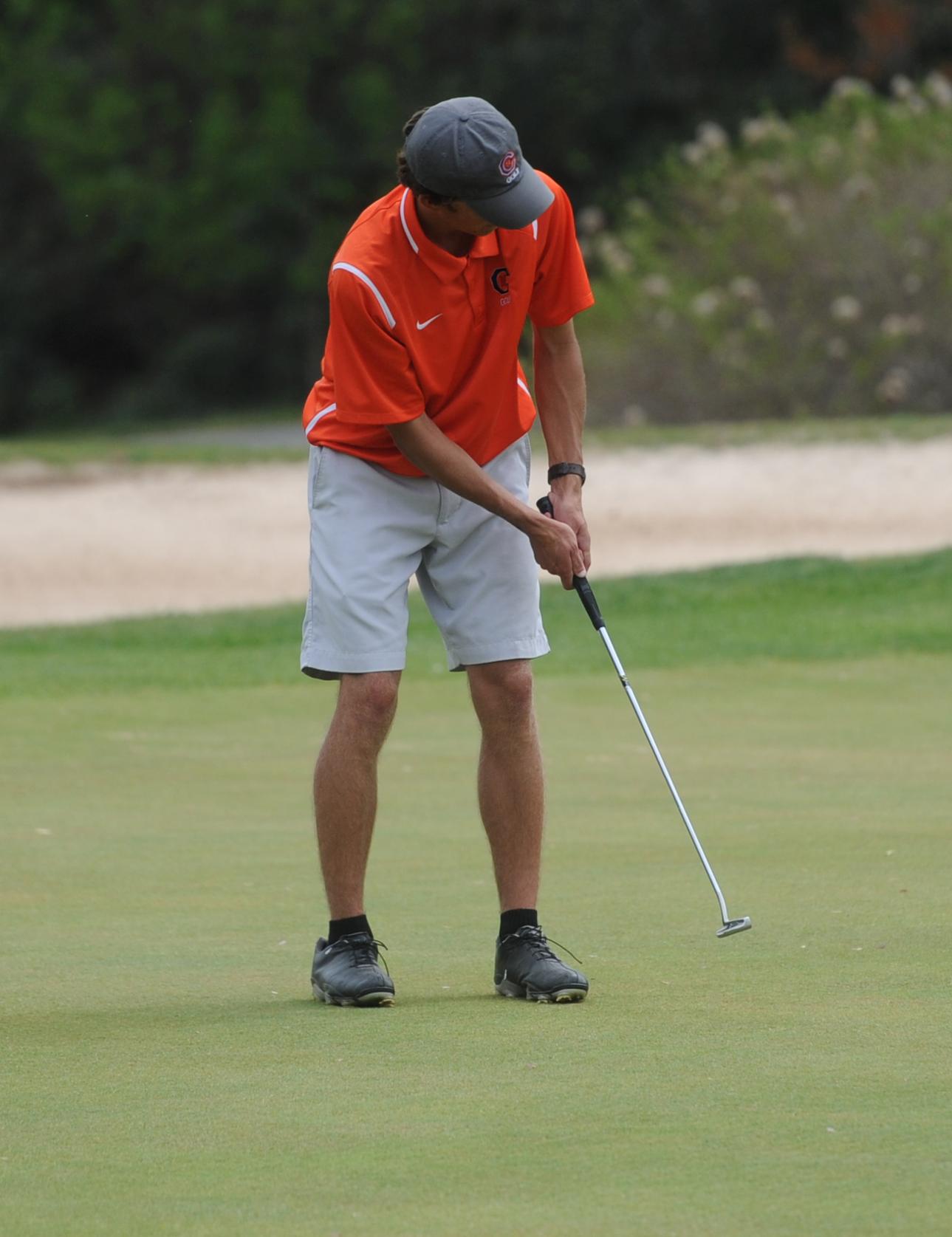 Headrick leads Eagles on first day of South/Southeast Regional