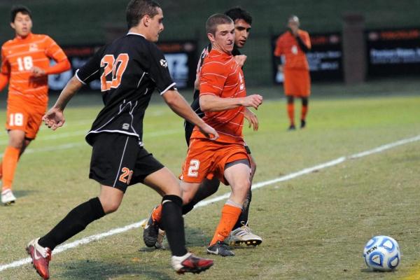 Jolley's hat trick leads Eagles past Newberry, 5-2