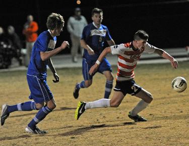 Three Eagles named to 2013 Daktronics NCAA Division II All-Southeast Region Men&rsquo;s Soccer Team; Frame named Region Player of the Year