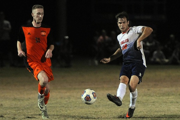 Carson-Newman 2017 Men's Soccer Position Preview: Midfielders