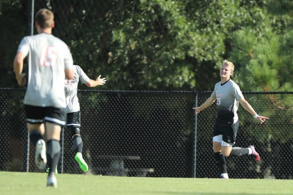Electrifying Eagles overpower Chargers