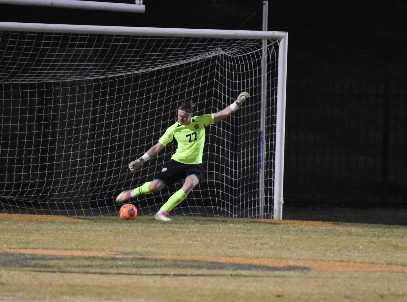 Eagles and Saints battle to a scoreless draw