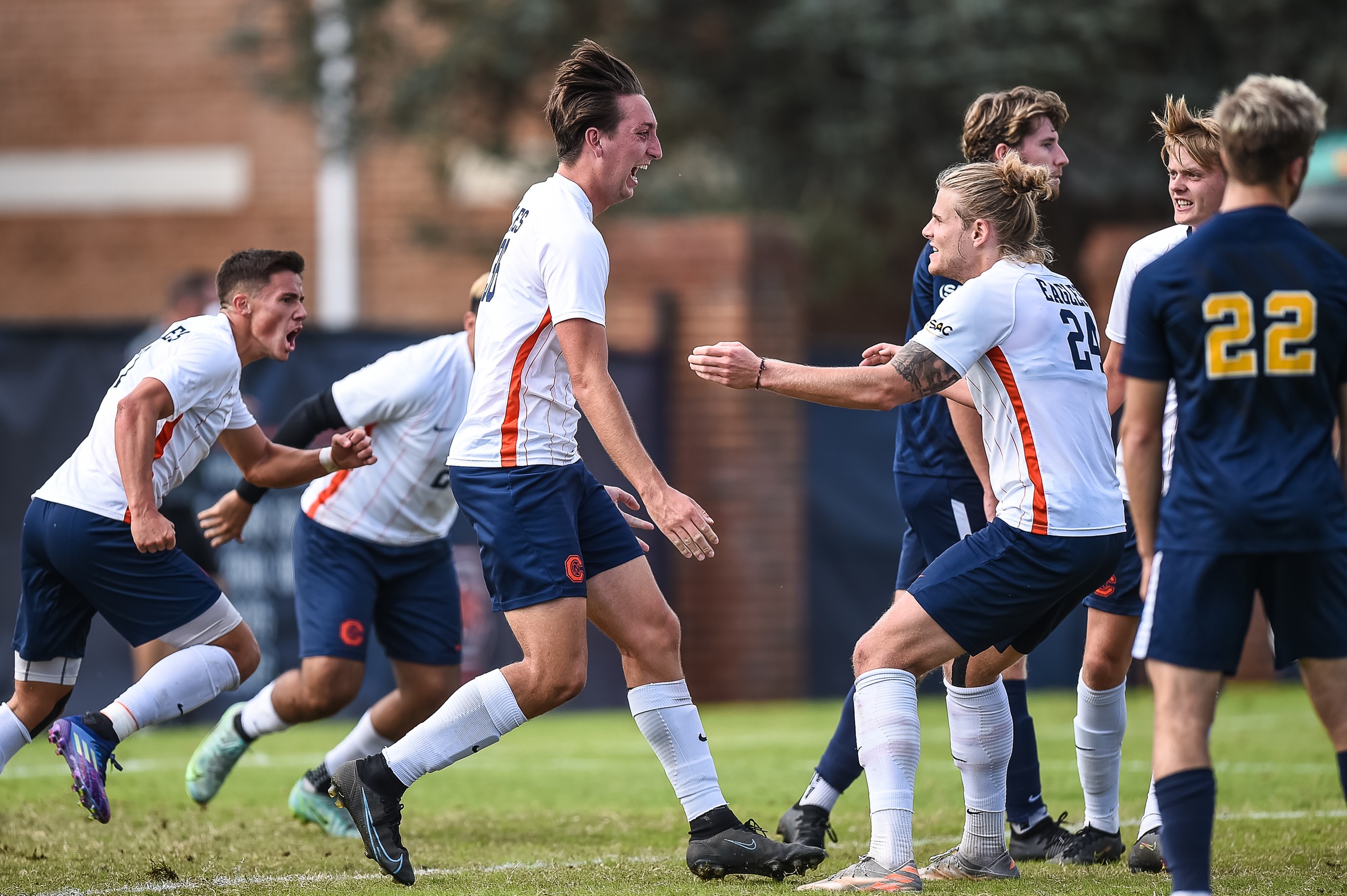 Martin, Silva shine in senior day crush of Cobras