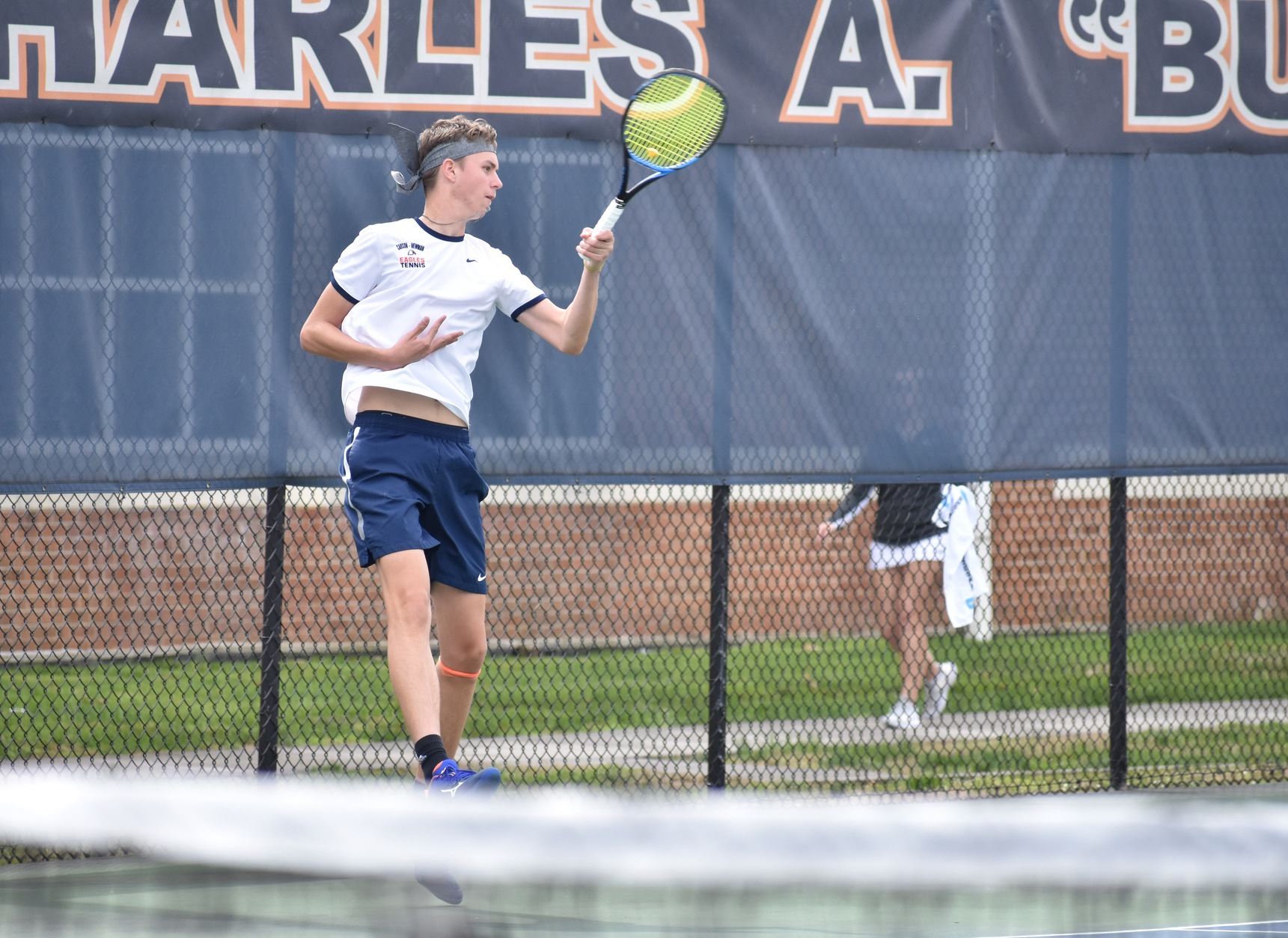 Eagles fall 6-1 to start 2021 season