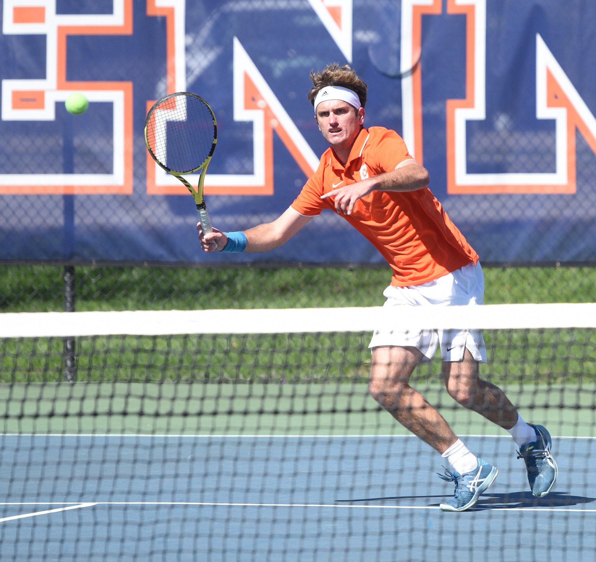 C-N Competes at a High Level Against Converse to End the Fall Season