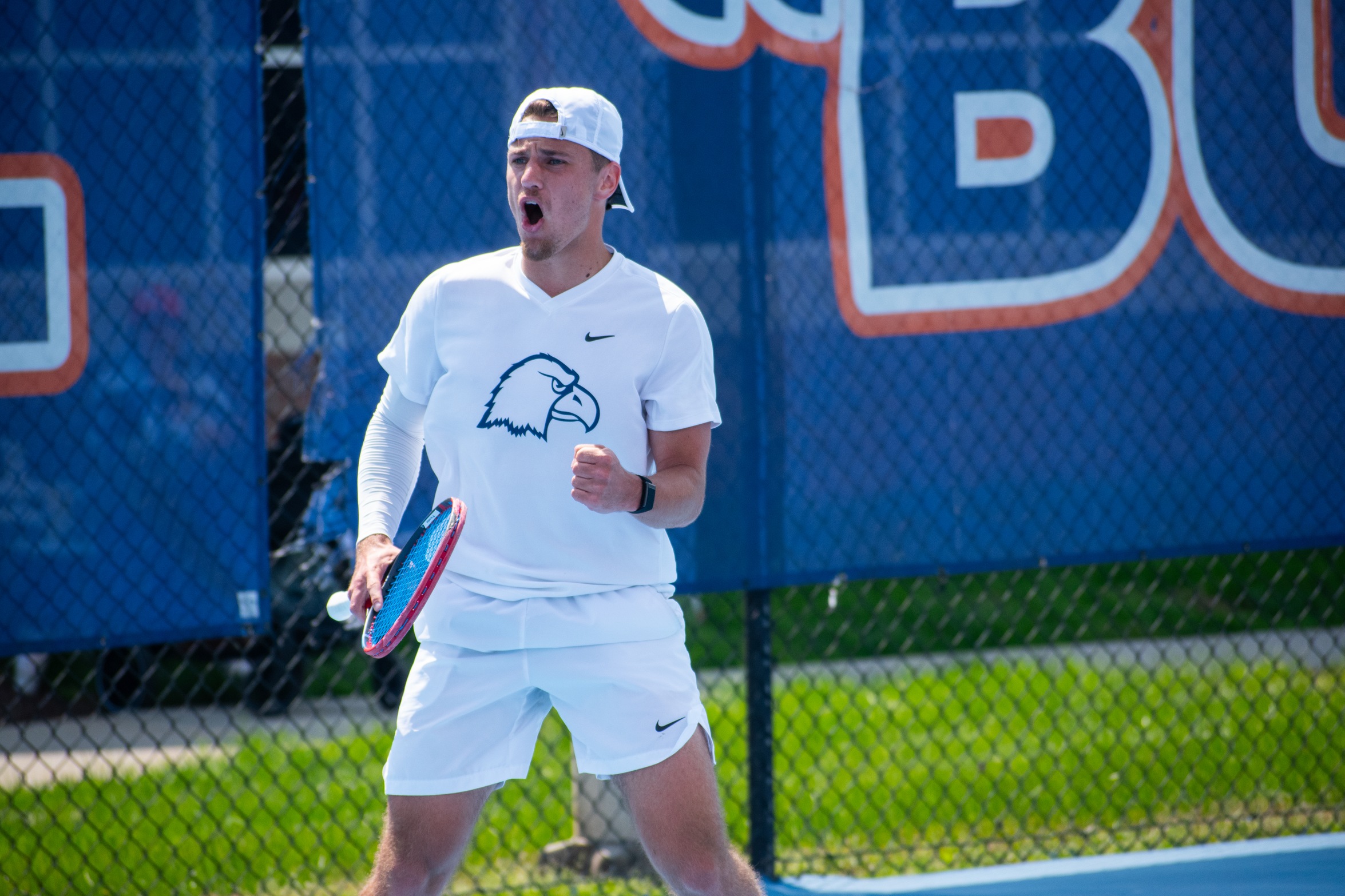 Five-match skid snapped with 4-0 sweep from men&rsquo;s tennis of Mars Hill