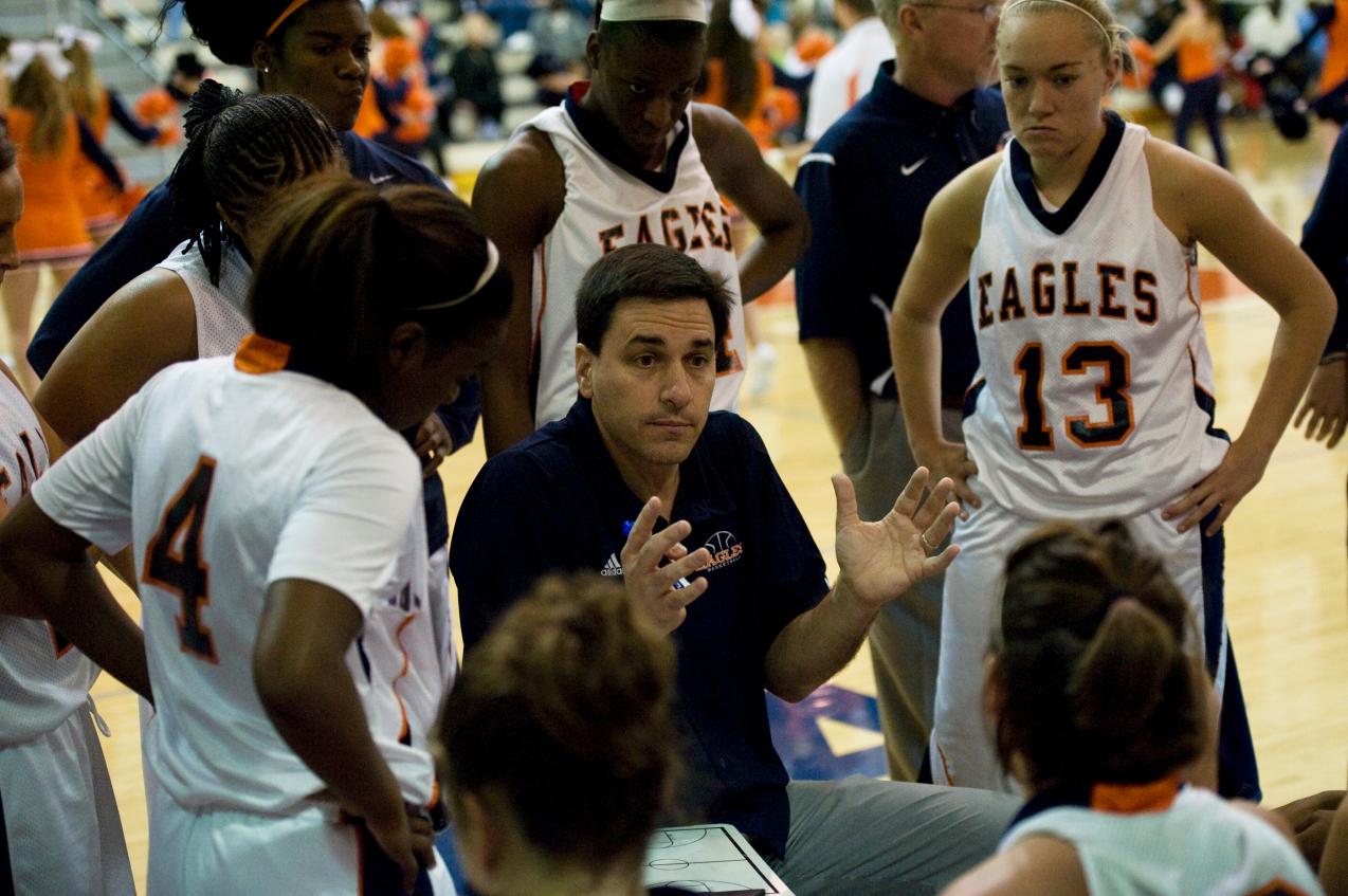 Lady Eagles fall at No. 2 Delta State
