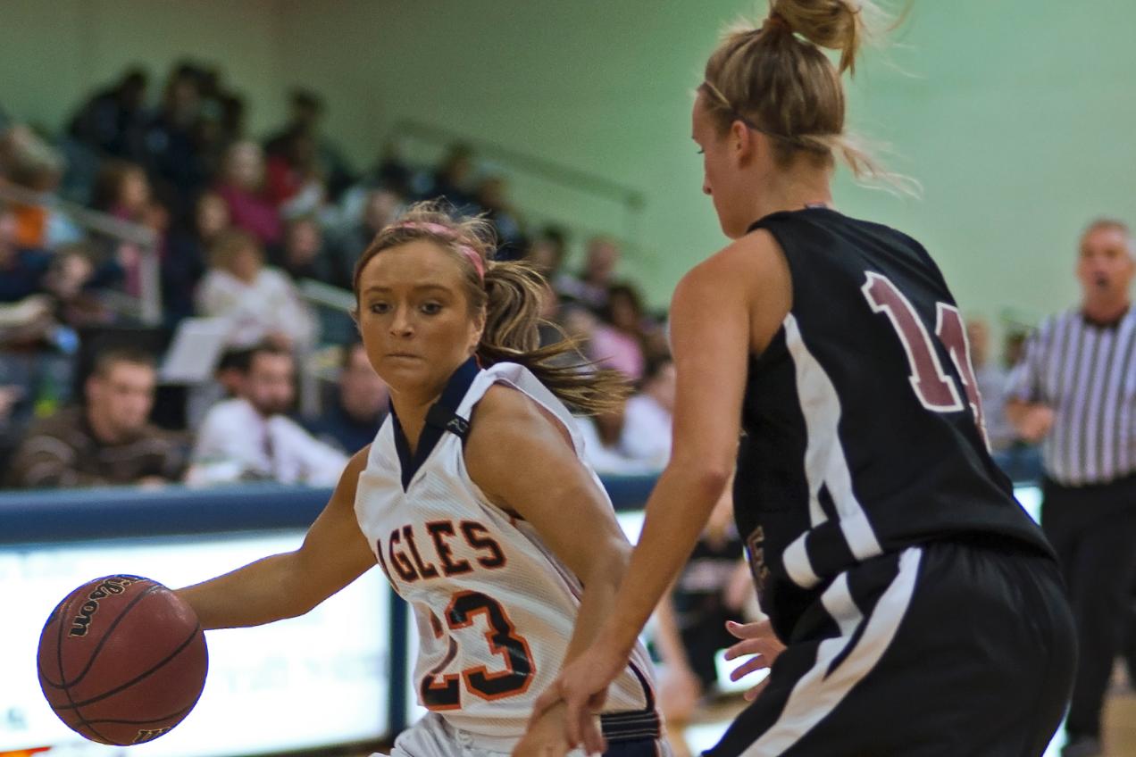 Mendenhall, Lady Eagles knock off Lincoln Memorial in overtime, 97-91