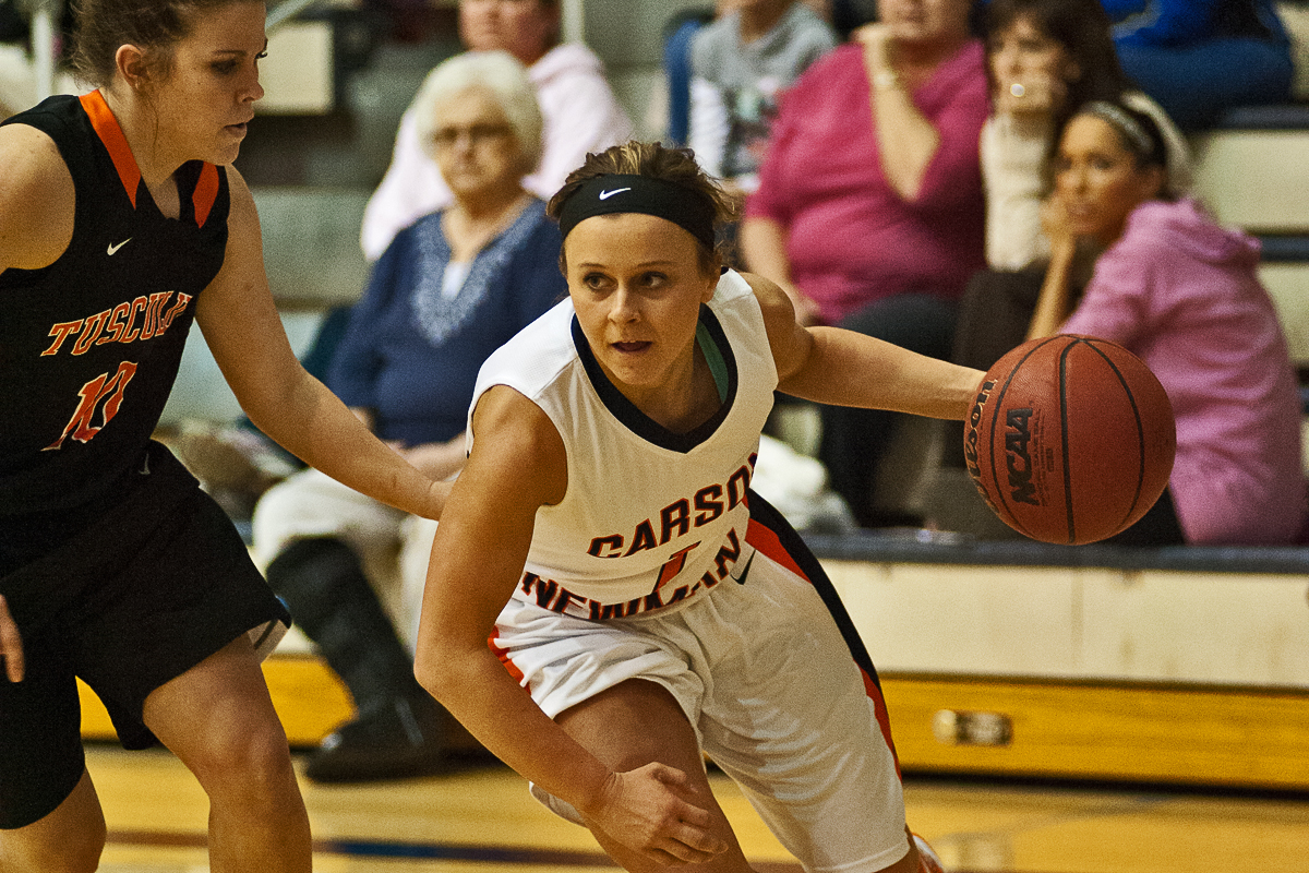 Lady Eagles Welcome Trojans to Holt Fieldhouse