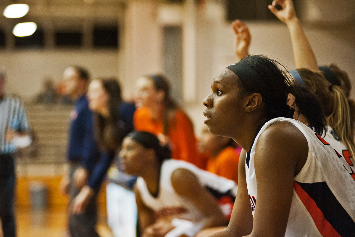 Lady Eagles fall to Bears 55-49