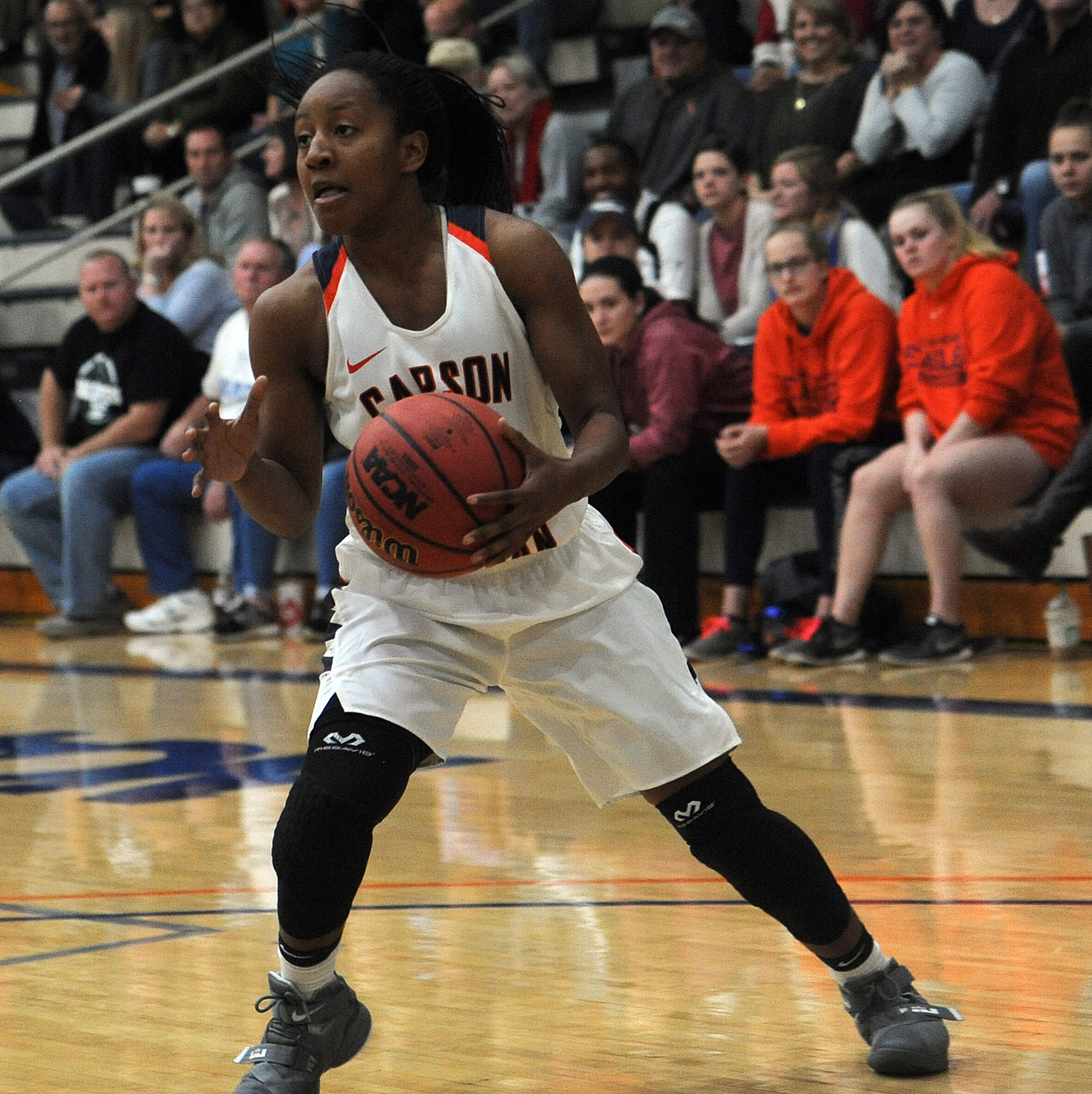 Balanced Lady Eagles take commanding 95-67 win over Royals