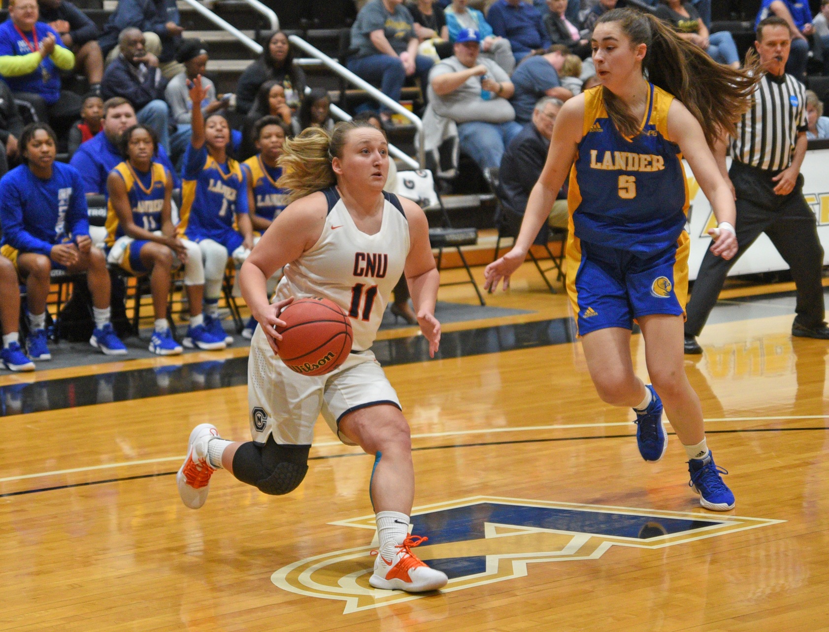 C-N&rsquo;s rally falls shy as Lander leads wire-to-wire