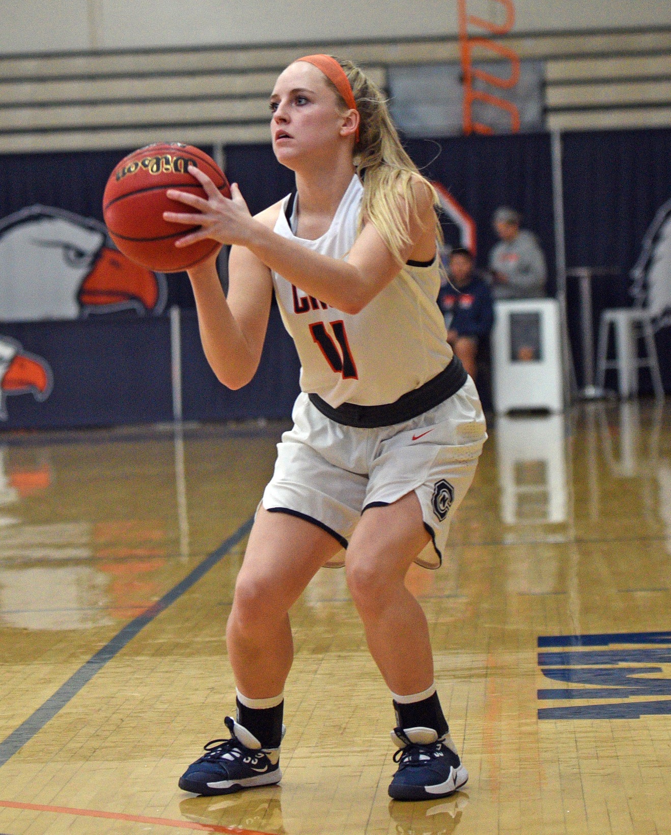 Wonderful Wykle wows in drubbing of Wise