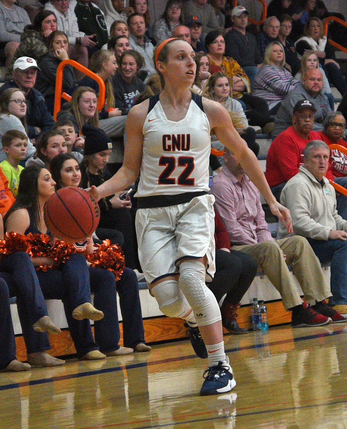Efficient, potent Lady Eagles bury Bears