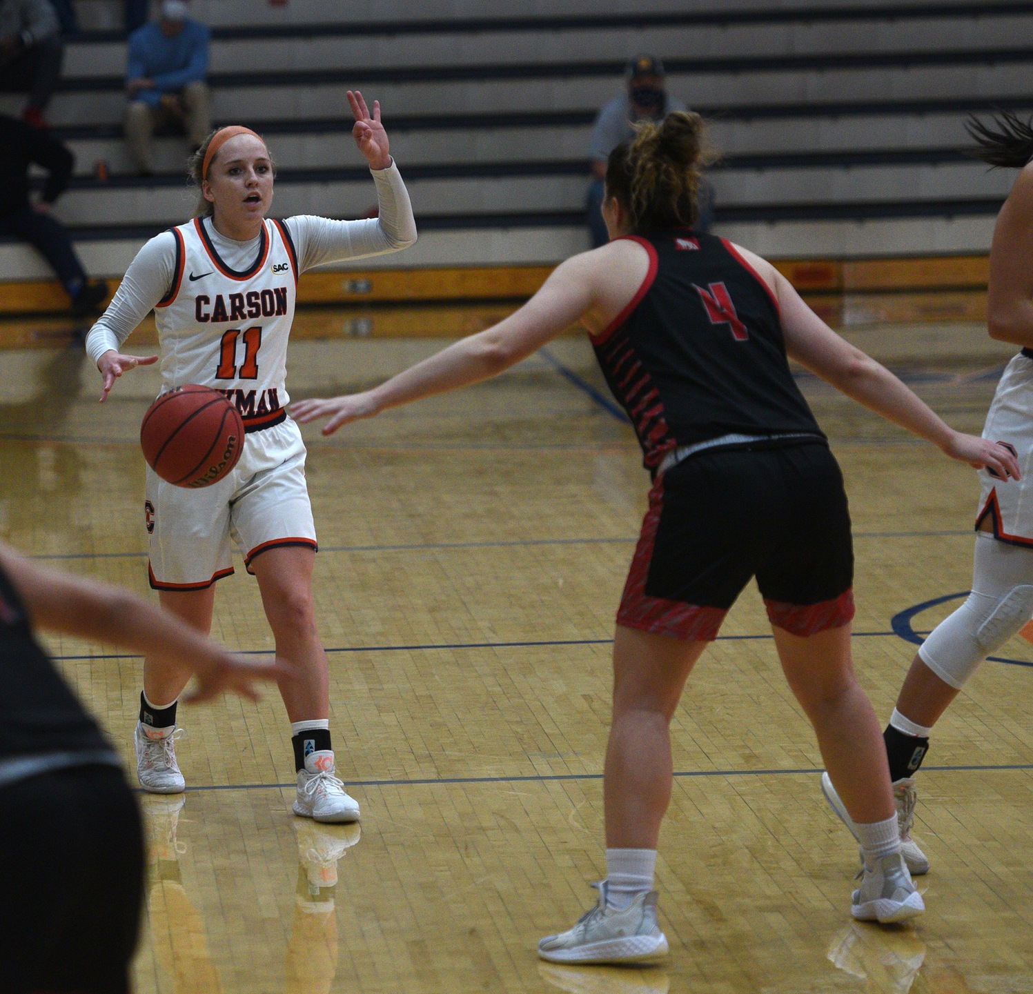 Lady Eagles stave off late Newberry surge for season-opening victory