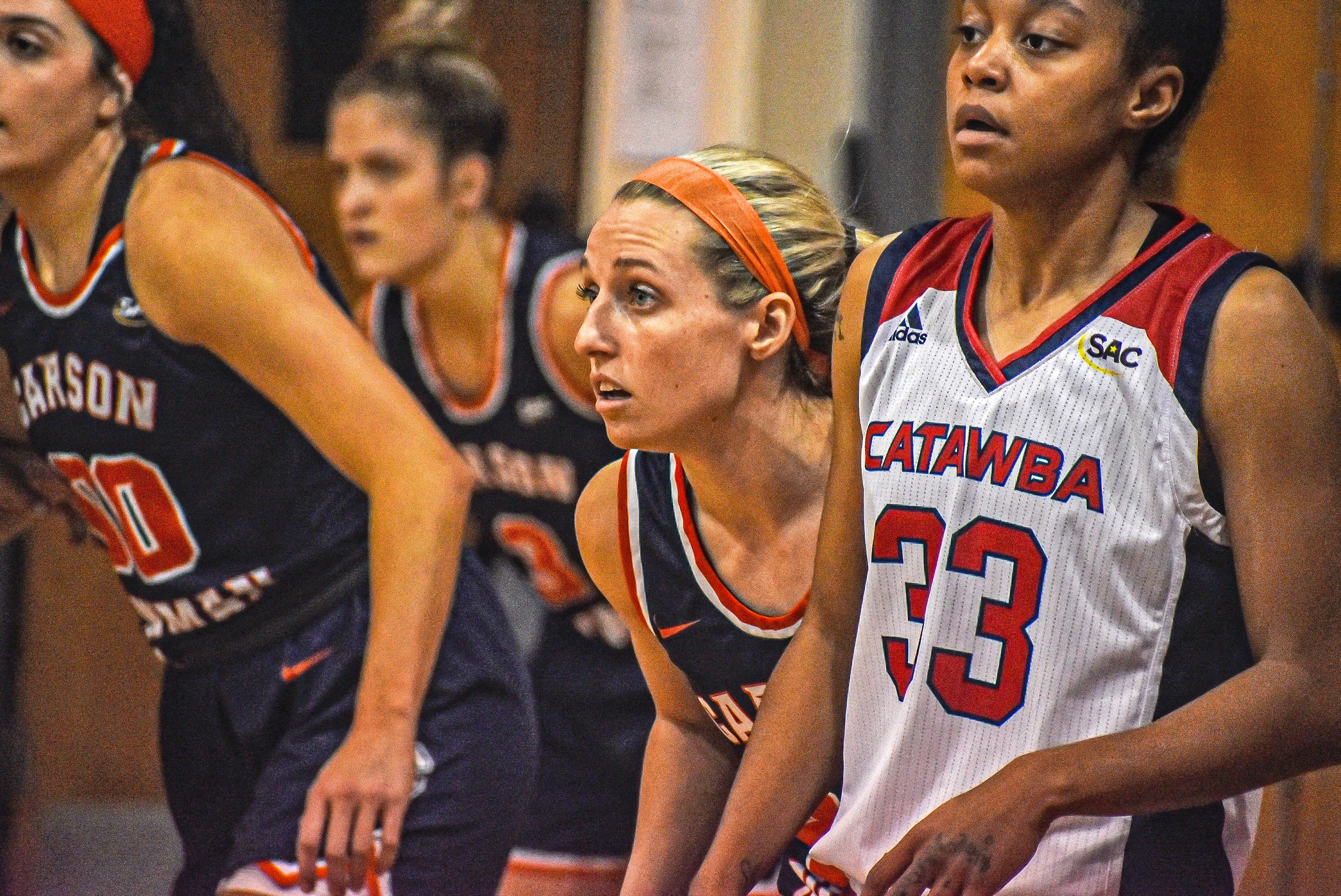 Gliding Lady Eagles host No. 14 Catawba